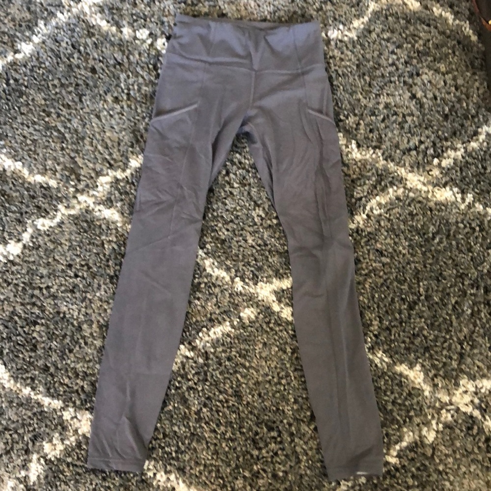 Grey lulu lemon leggings